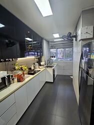Blk 217 Bedok Town Centre (Bedok), HDB 3 Rooms #553721511